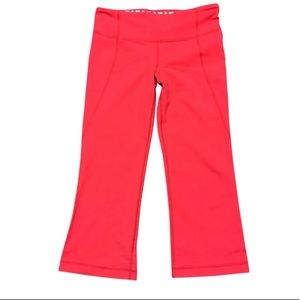 SOLD lululemon Capri Crops